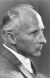 Paul ten Bruggencate (1901-1961). Astronoom. Origineel in het bezit van Mevr. E. E. Back-ten Bruggencate